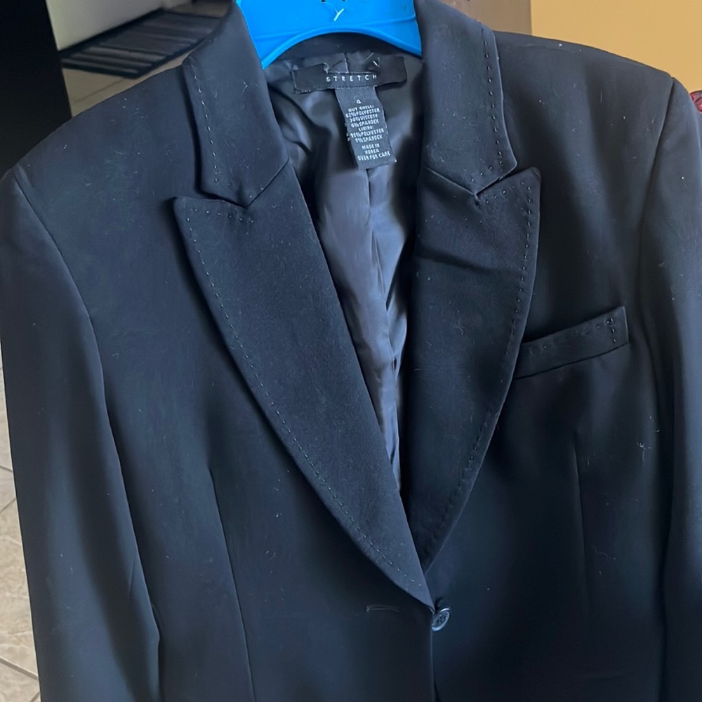 Limited size 4 work drove black very cute